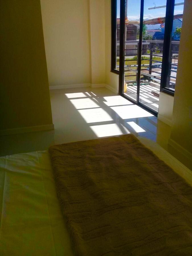 The Guest House Laoag Bagian luar foto