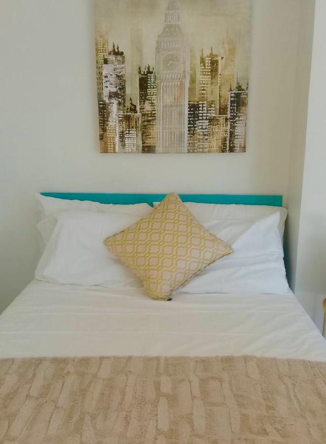 The Guest House Laoag Bagian luar foto