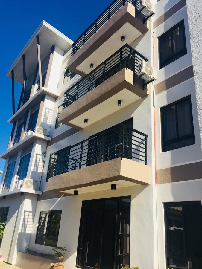 The Guest House Laoag Bagian luar foto